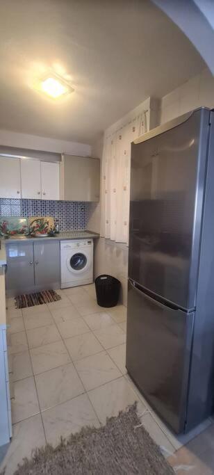 Bungalow Avec Piscine تورّيفيِخا المظهر الخارجي الصورة