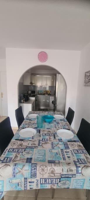 Bungalow Avec Piscine تورّيفيِخا المظهر الخارجي الصورة